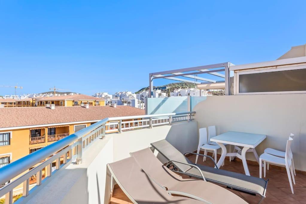 Luxurioese Duplex Ferienwohnung In Sehr Ruhiger Wohnanlage Mit Meerblick Palm-mar Exterior photo